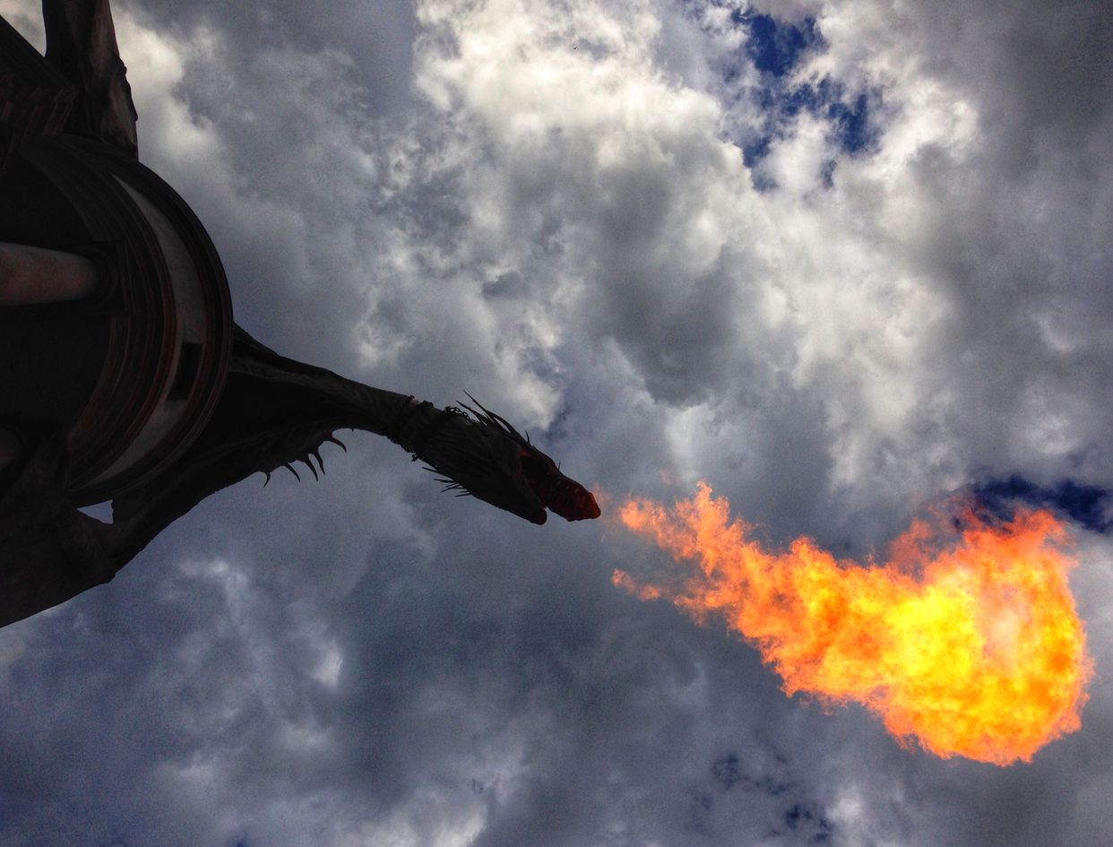 Diagon Alley Dragon 