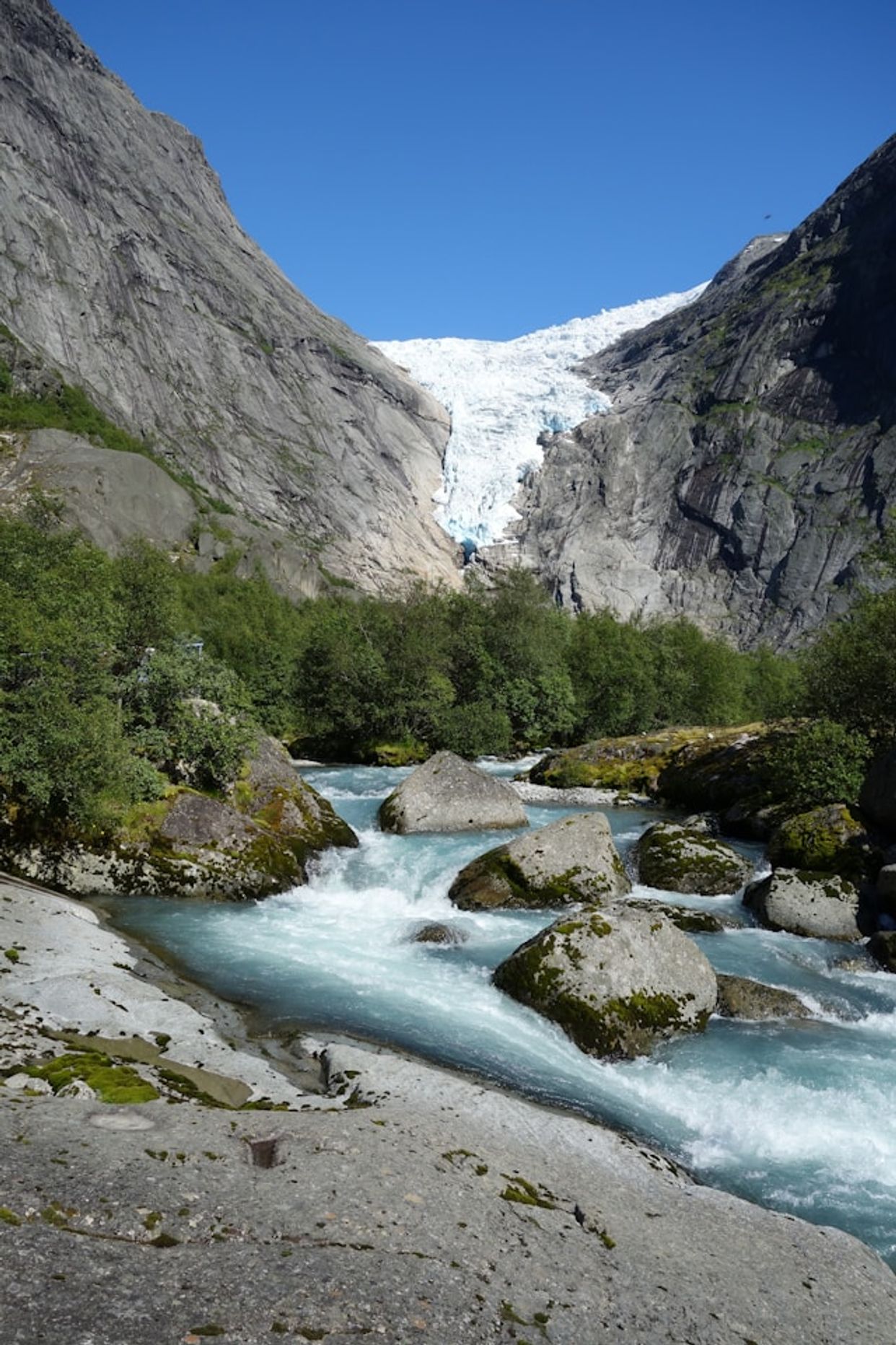 Briksdalsbreen
