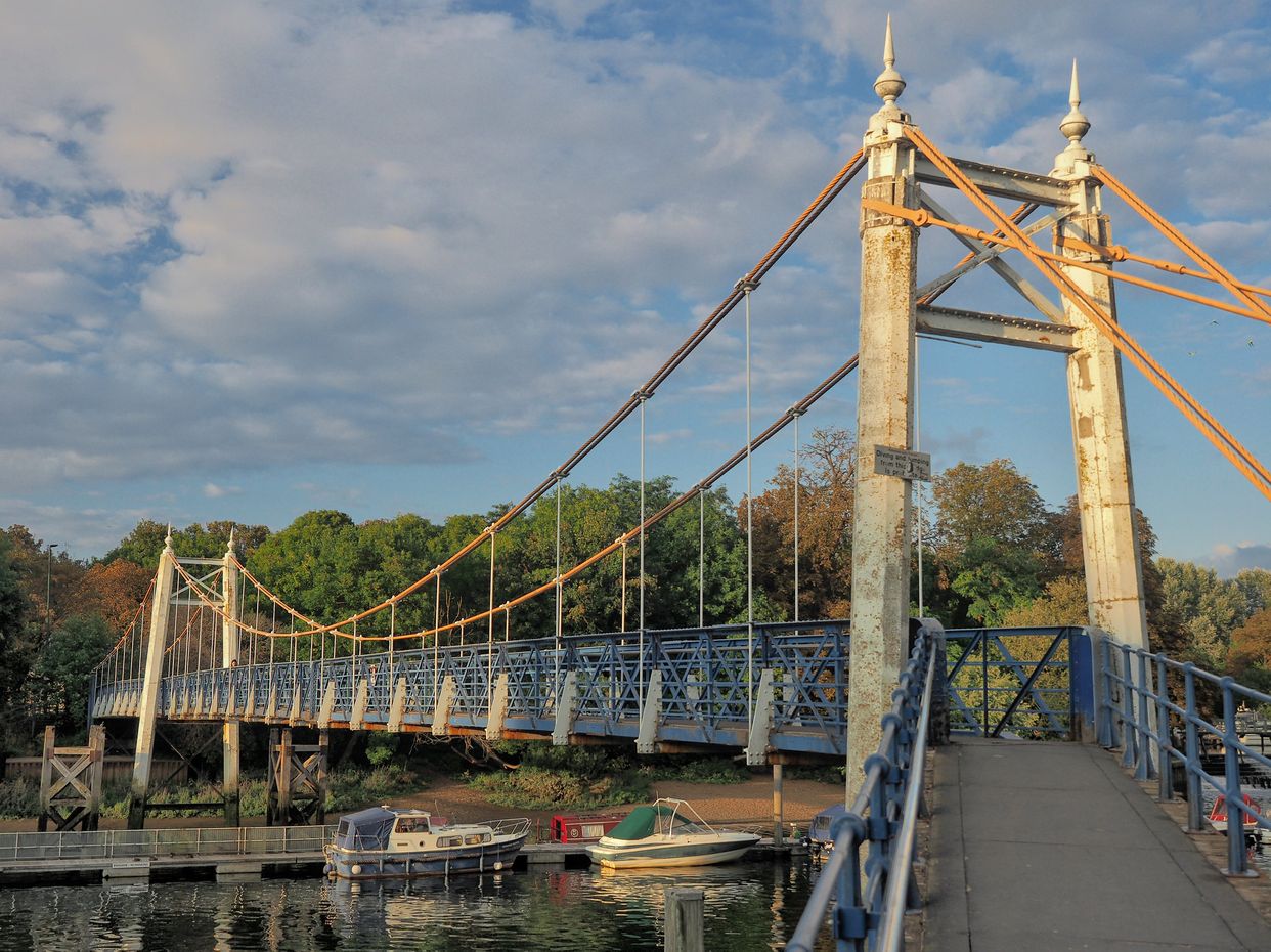 Teddington Lock Footbridges