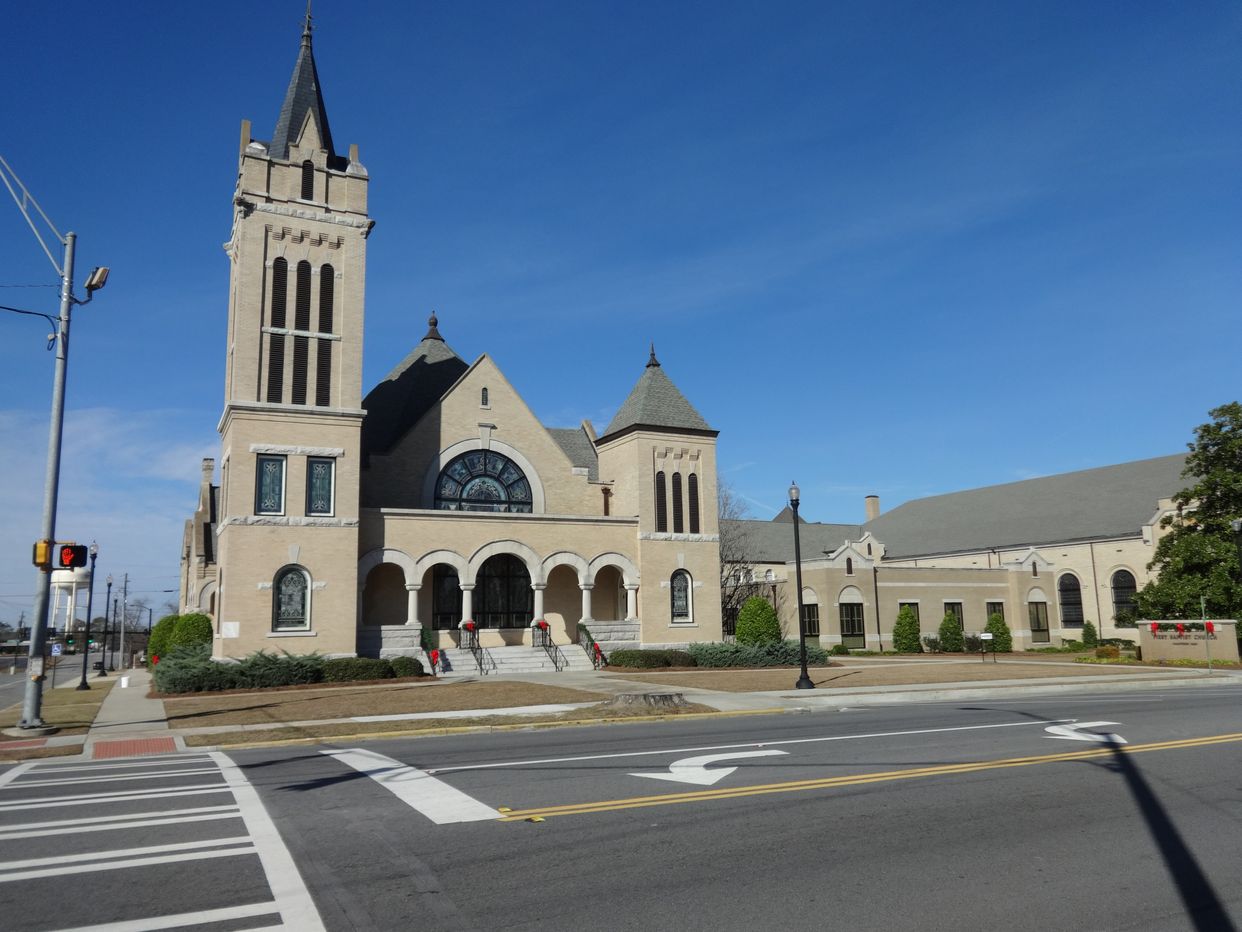  First Baptist Church