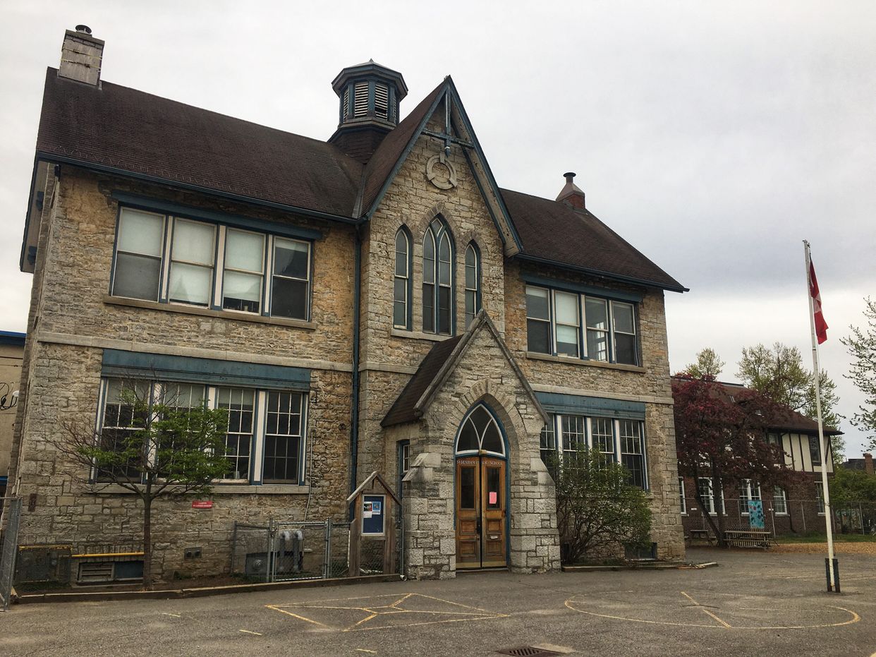 Syndeham Public School