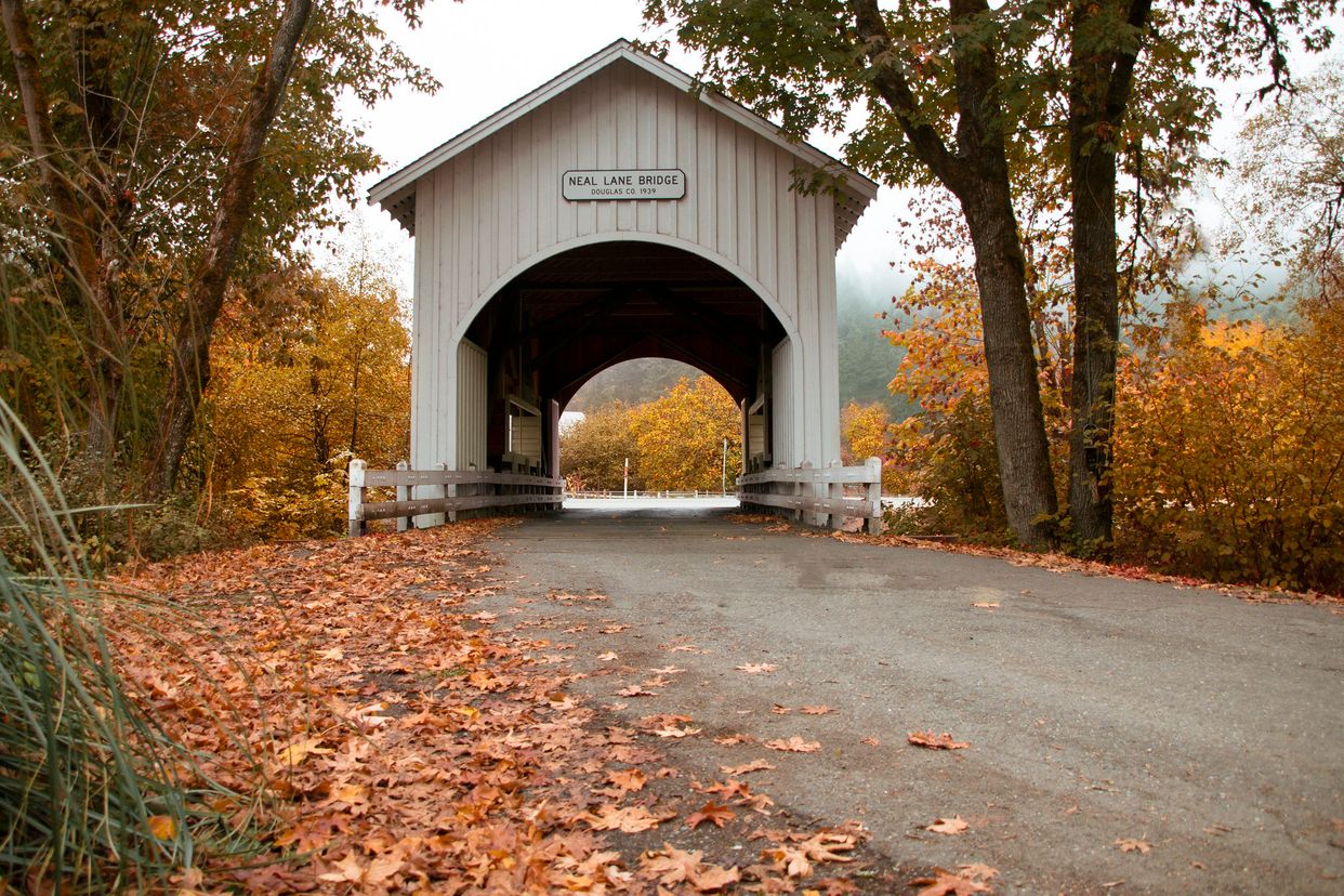 Neal Lane Covered Bridge