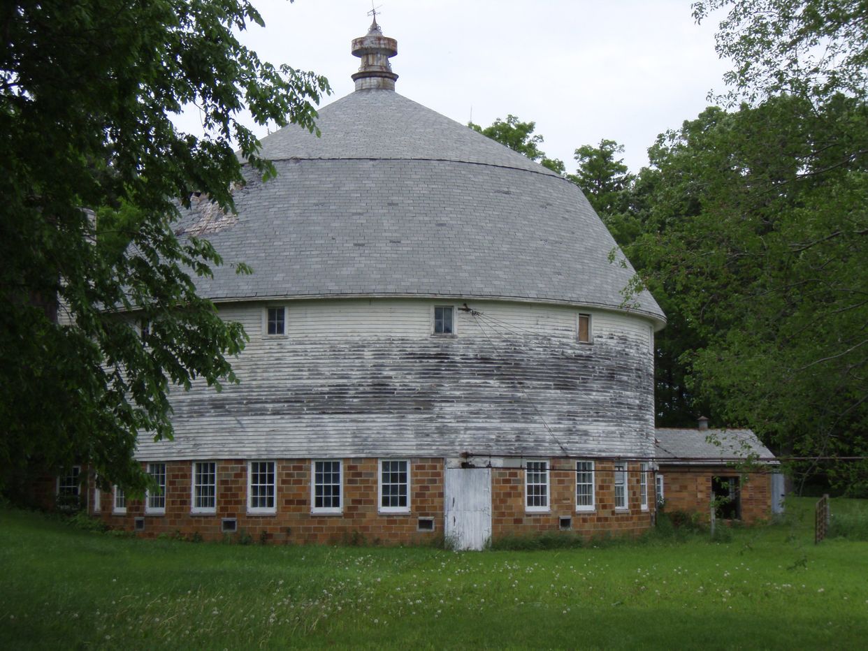 Sparre Barn