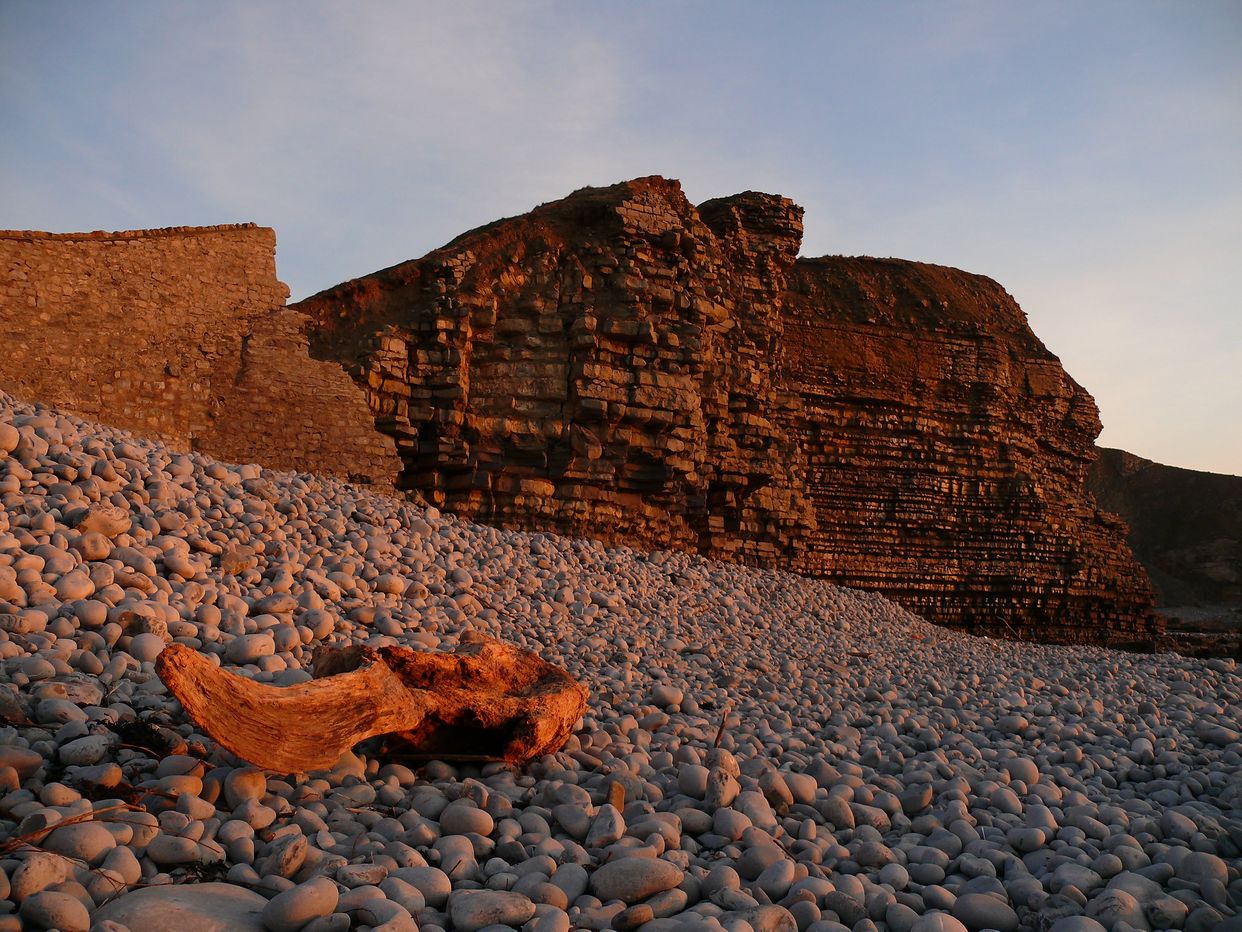 Dunraven Bay