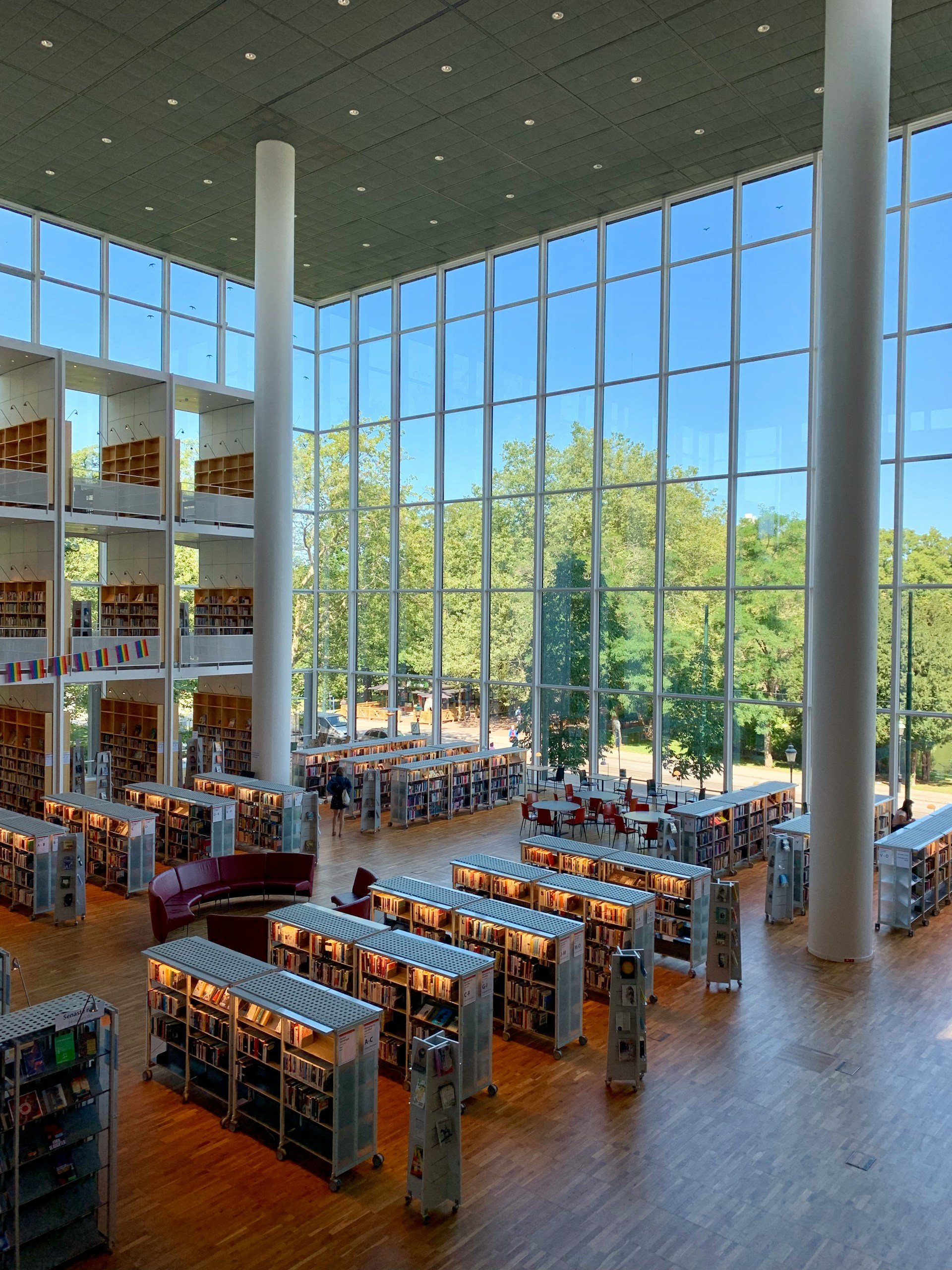 Malmö Stadsbibliotek (Malmö City Library)