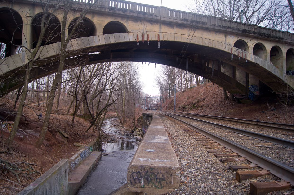 Freeman Parkway Bridge