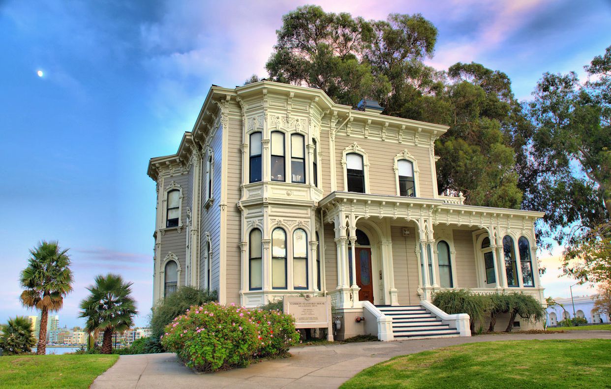 Camron-Stanford House