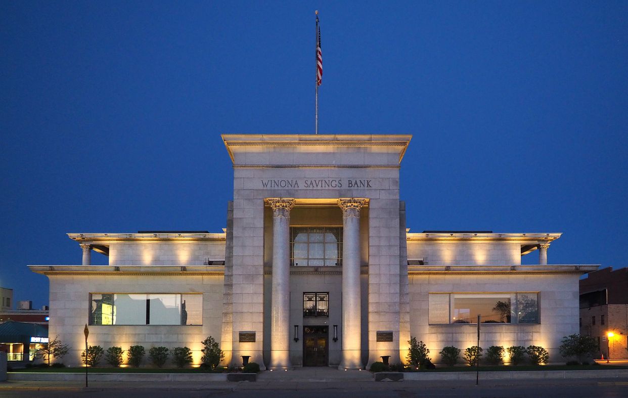 Winona Savings Bank Building
