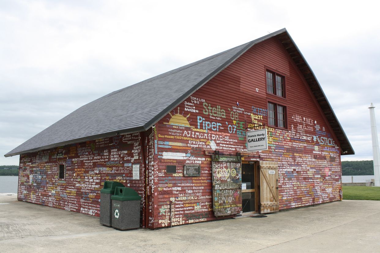 Hardy Gallery