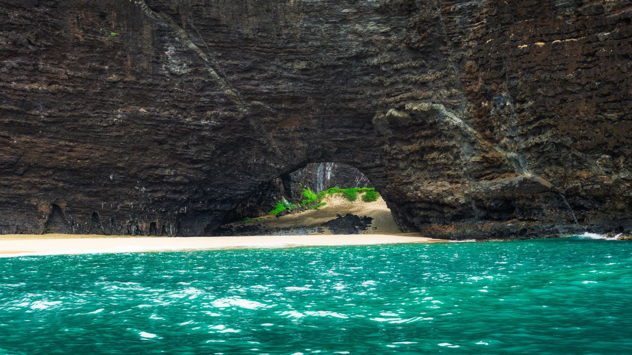 Honopu Arch