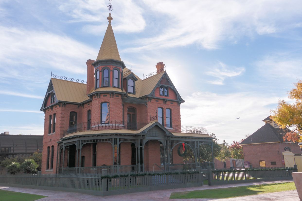 Rosson House