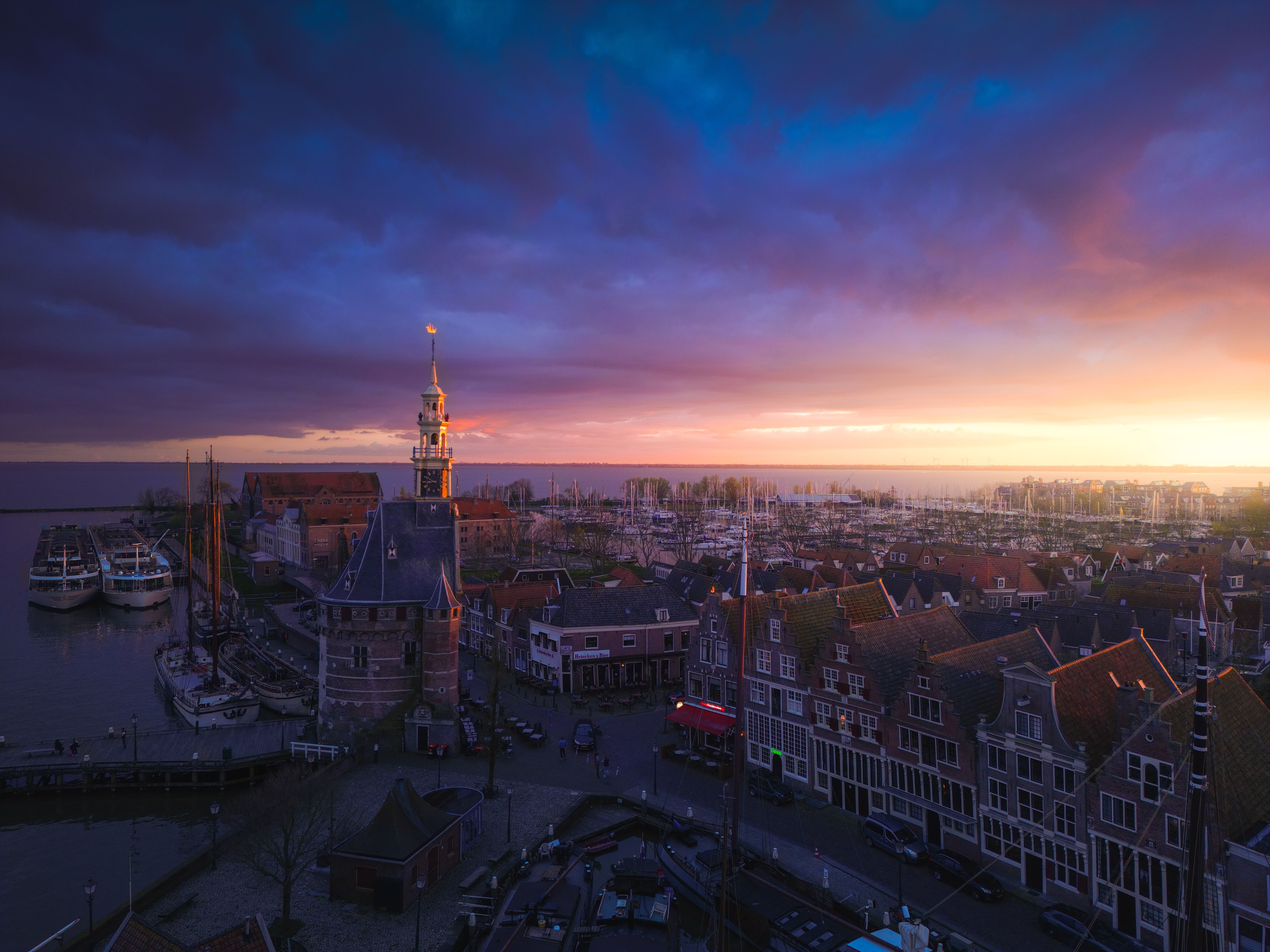 Havens Hoorn — Photo by @endstraphoto