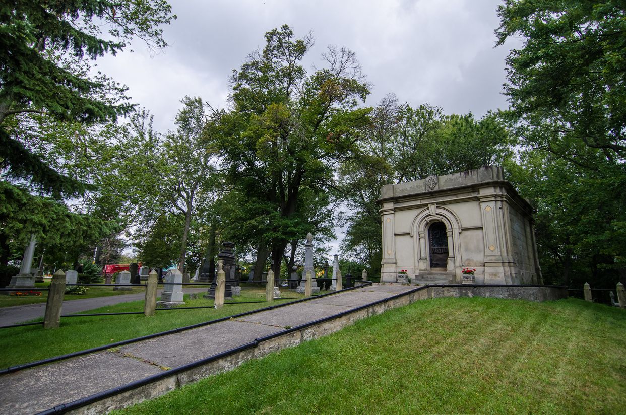St. James Cemetery