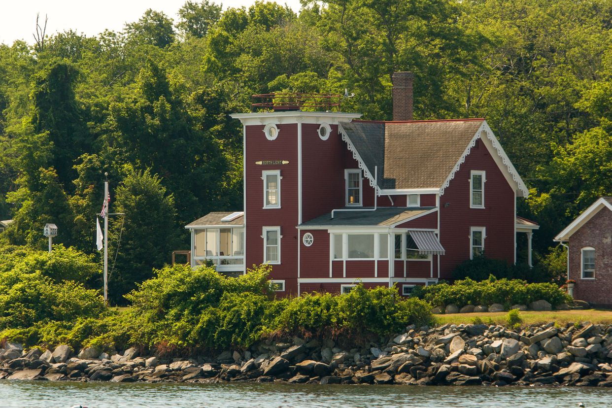Conanicut Point Light