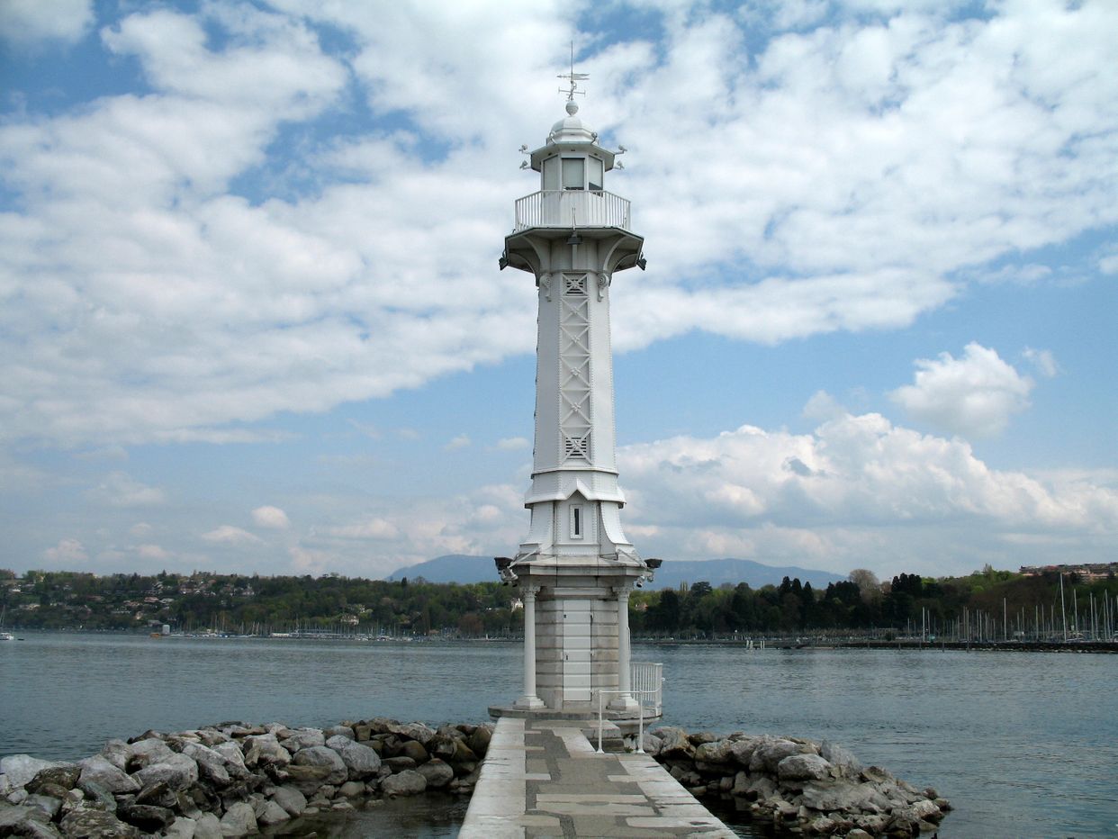 Phare des Pâquis