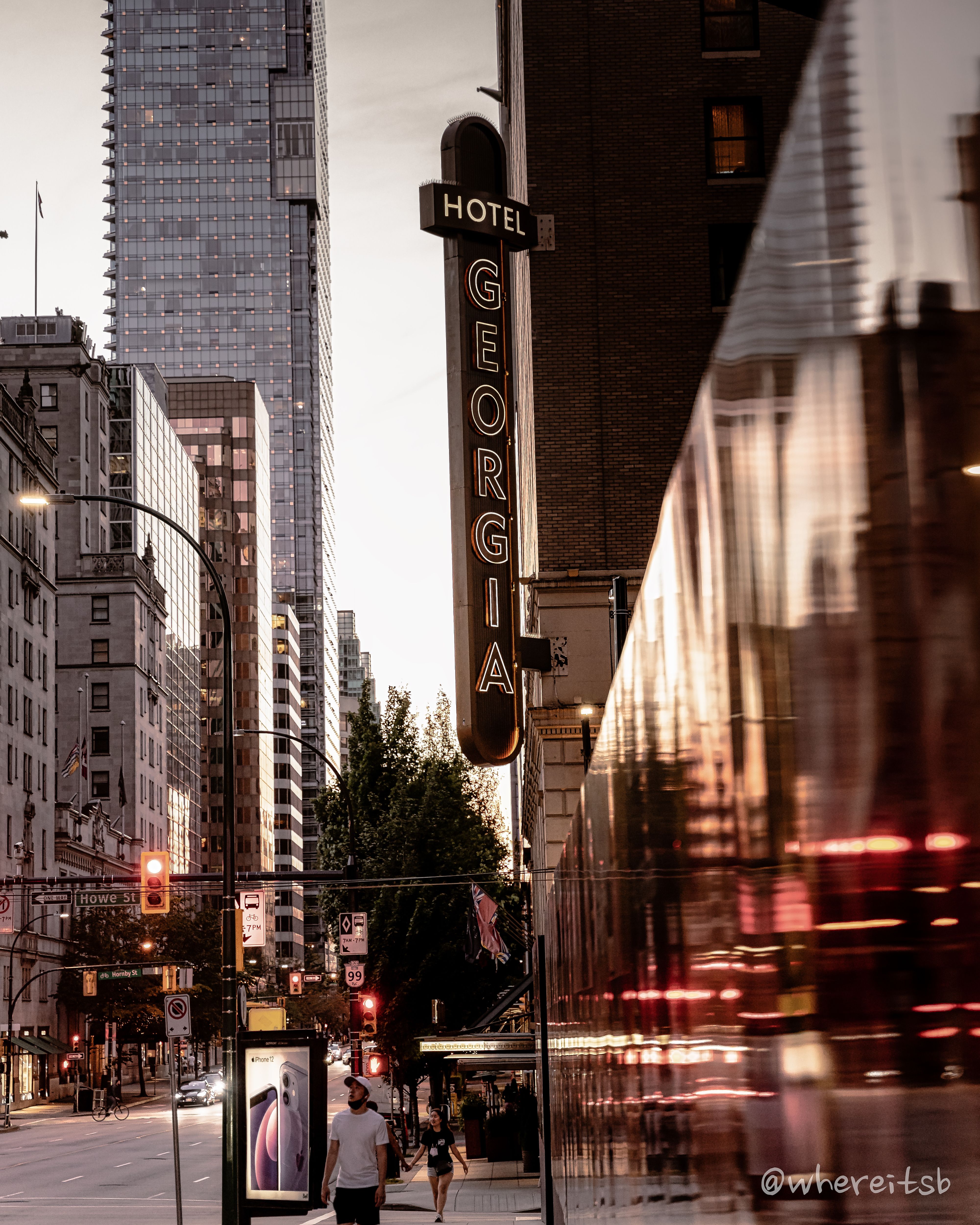 Hotel Georgia — Photo by whereitsb