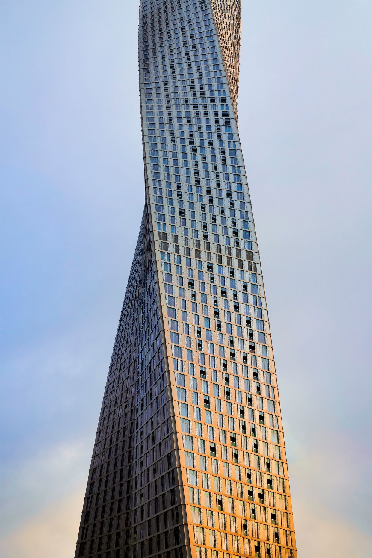 Cayan Tower