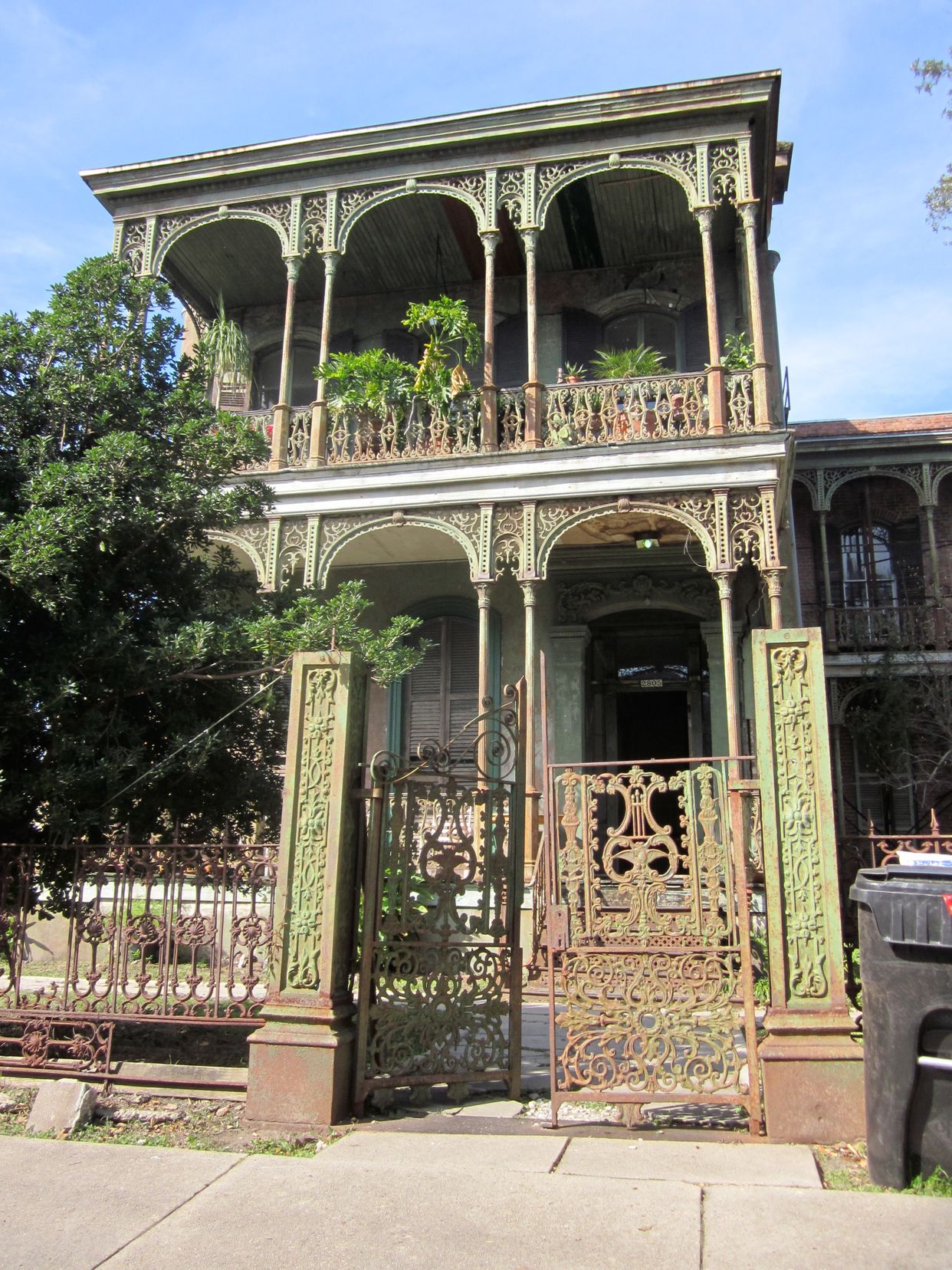 Armstrong-Dana House