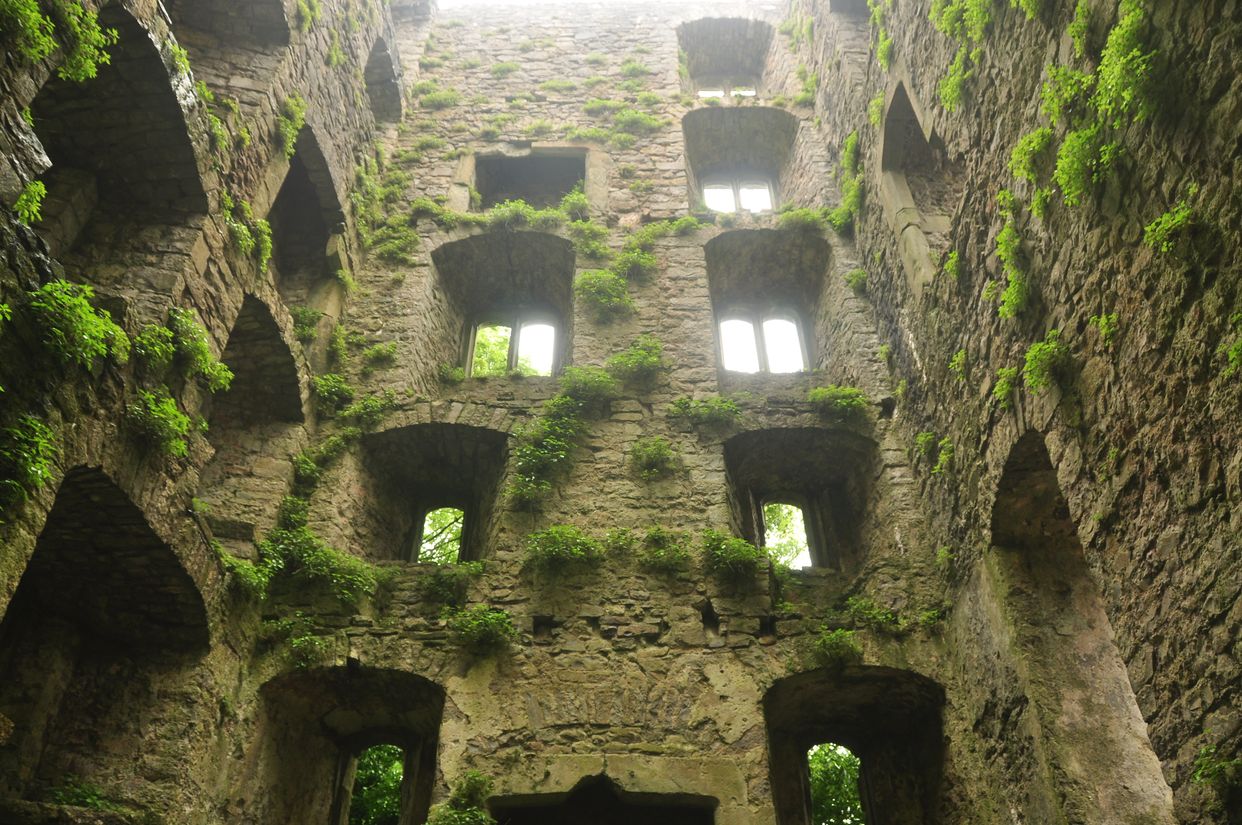 Oxwich Castle