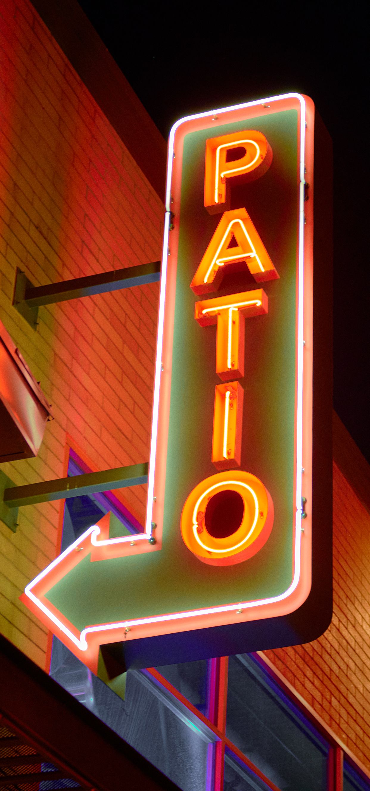  E Vaughn Ave Neon 