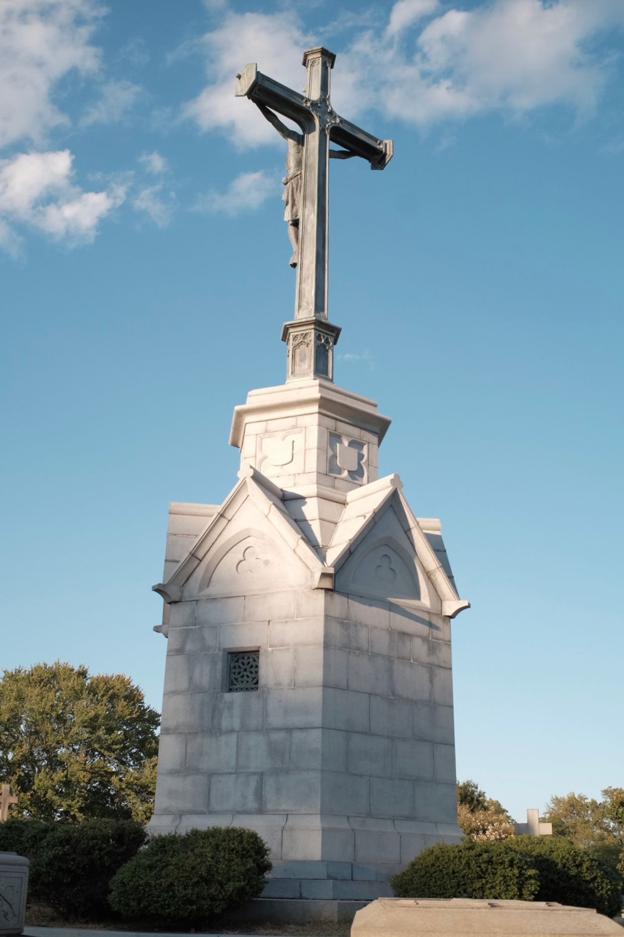 Mt Calvary Cemetery