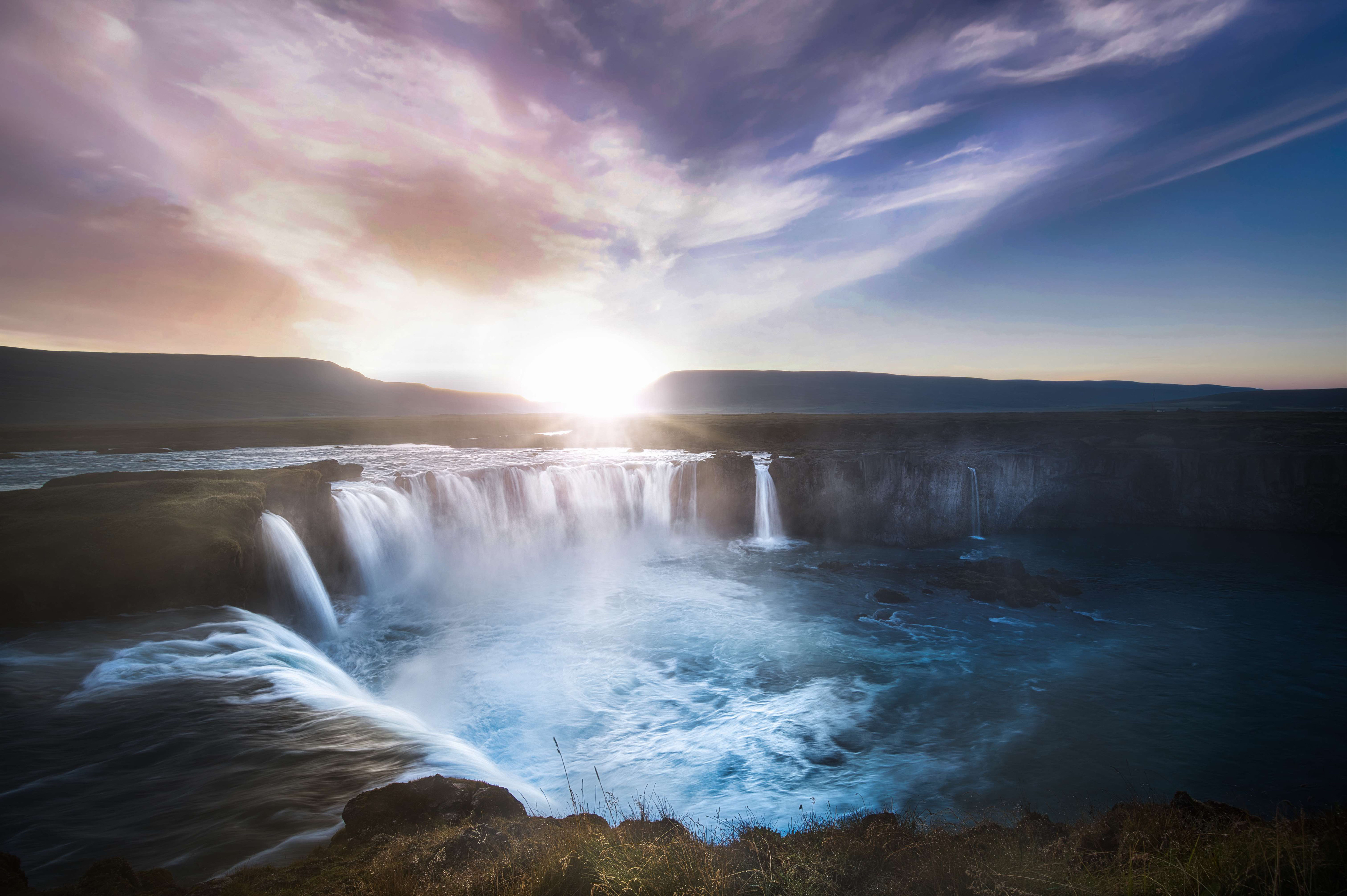 Goðafoss — Photo by Cliff Weeks