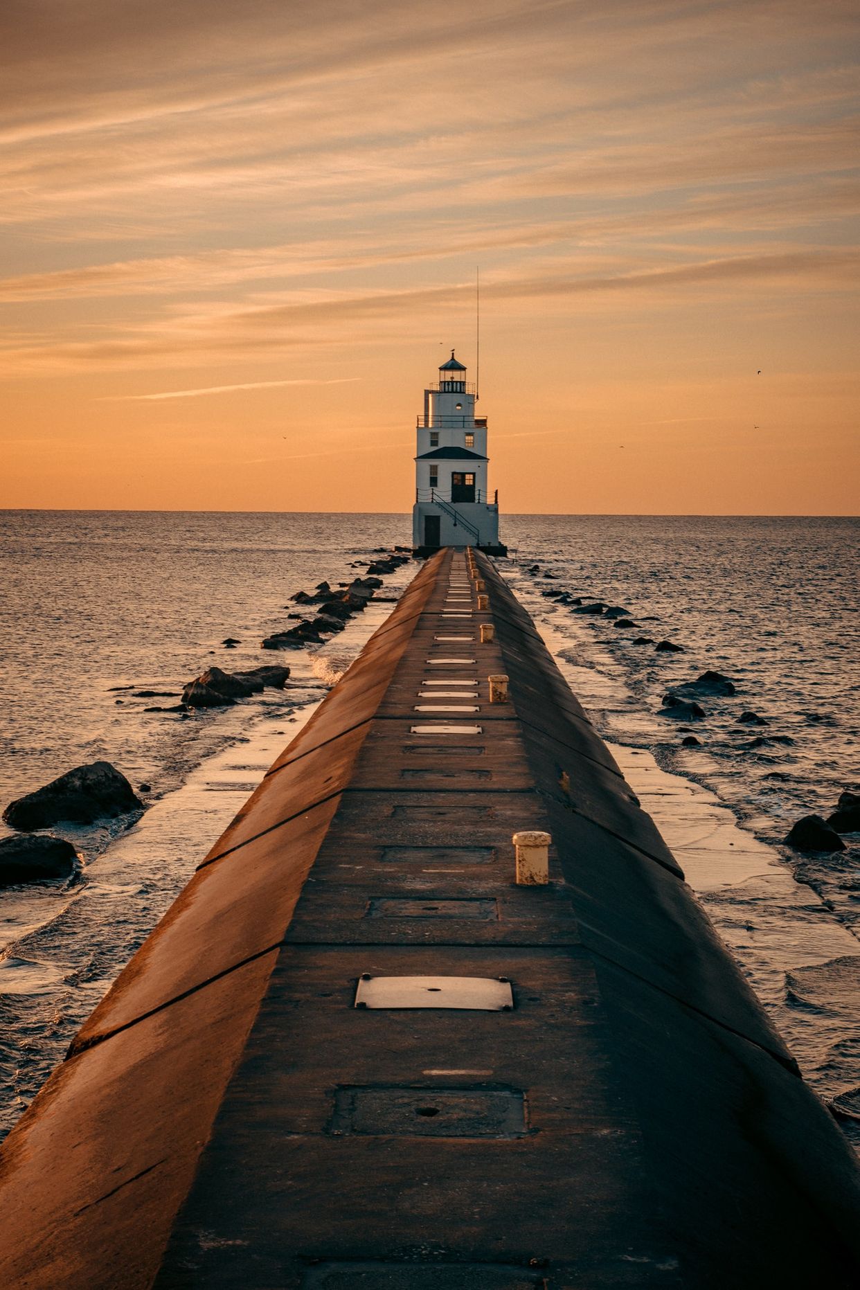 Manitowoc Breakwater Lighthouse