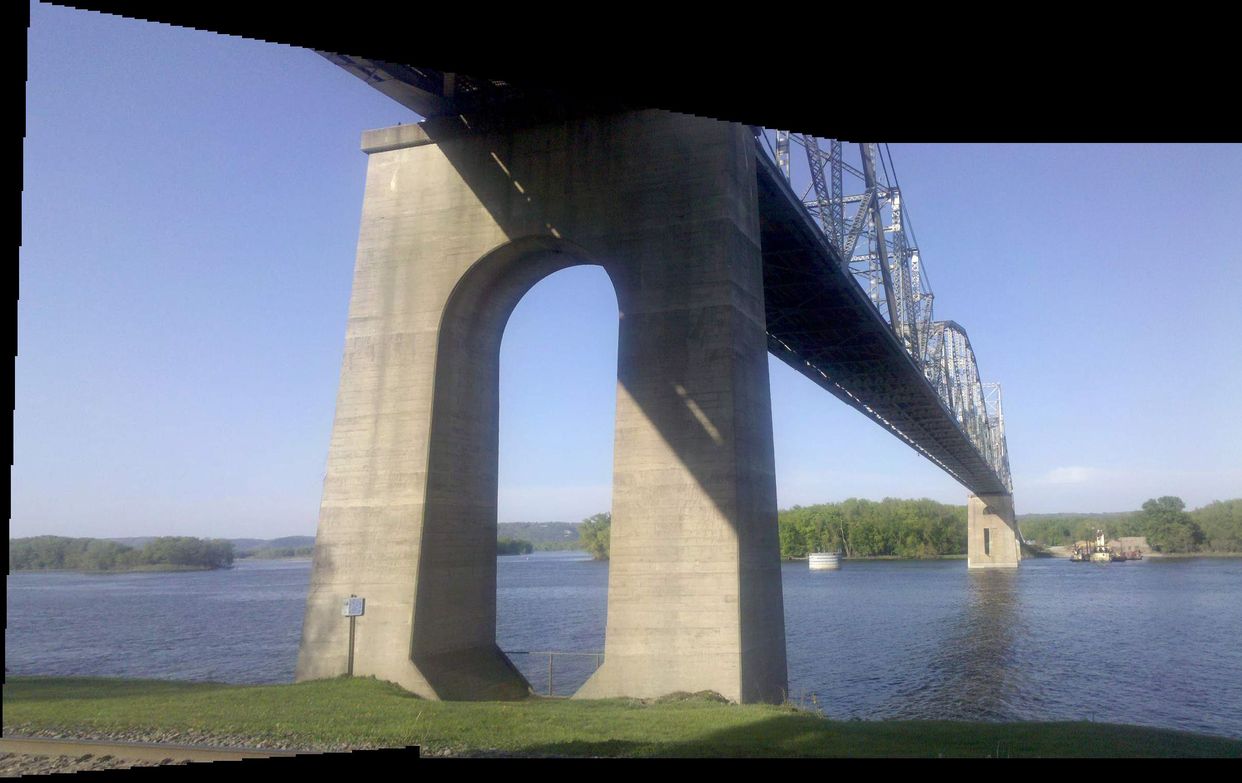 Black Hawk Bridge