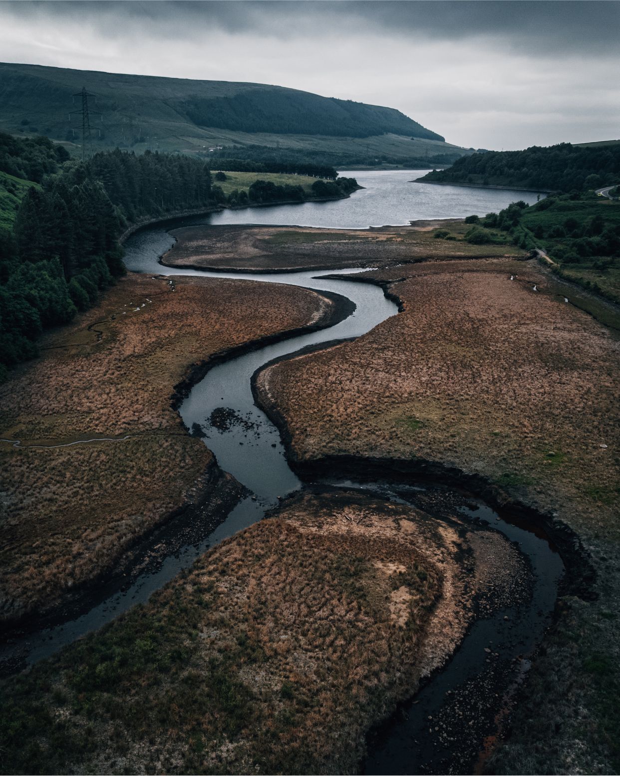 Woodhead Reservoir leading into Torside