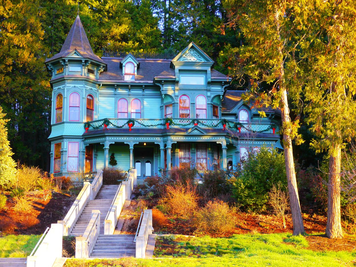Shelton McMurphey Johnson House