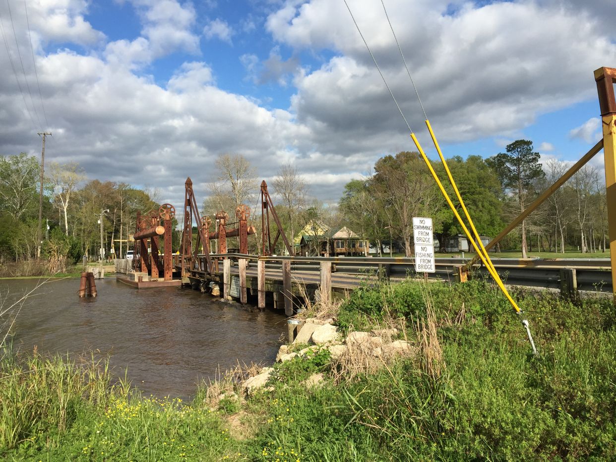 Bayou La Rose Vertical Lift Bridge