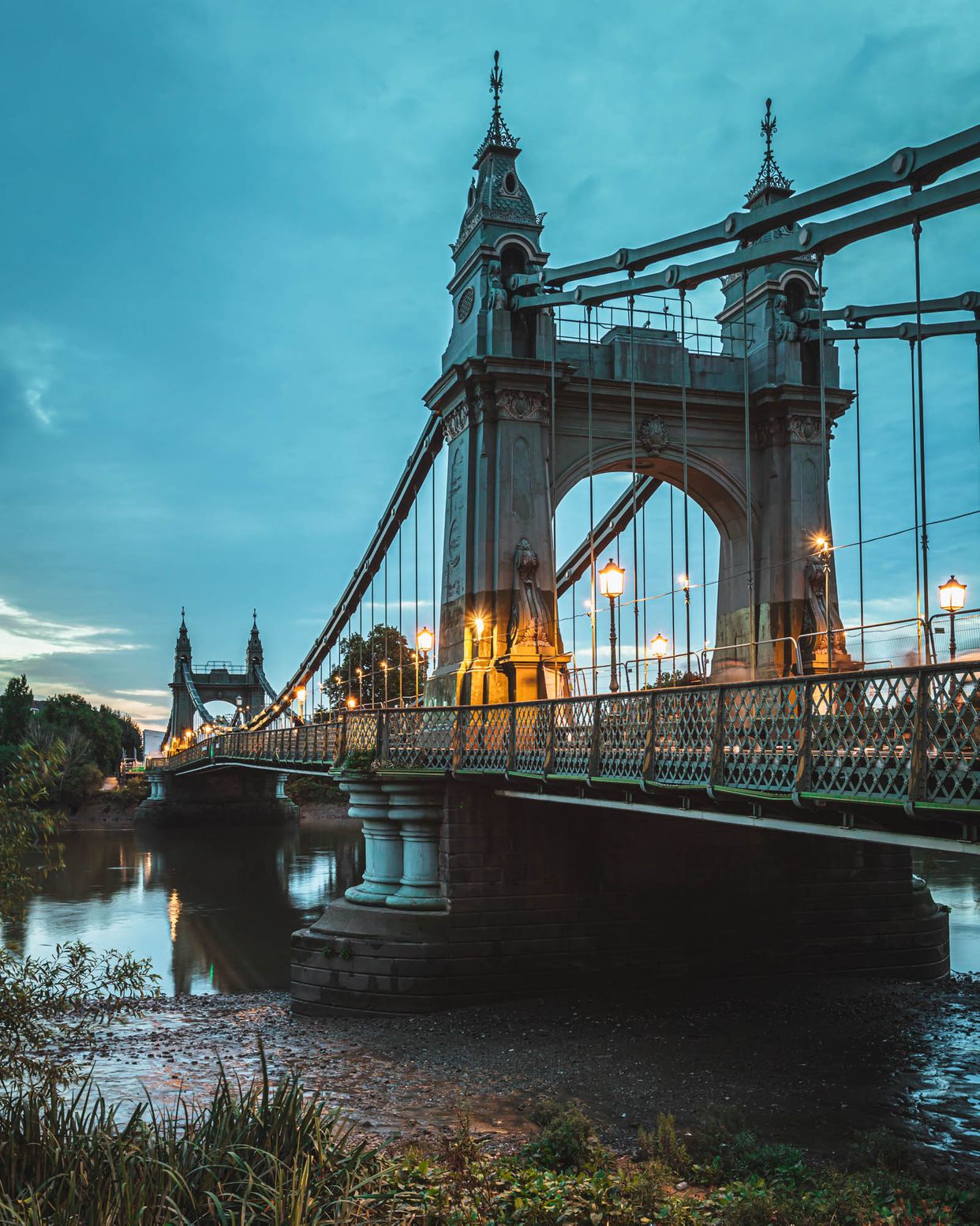 Hammersmith Bridge
