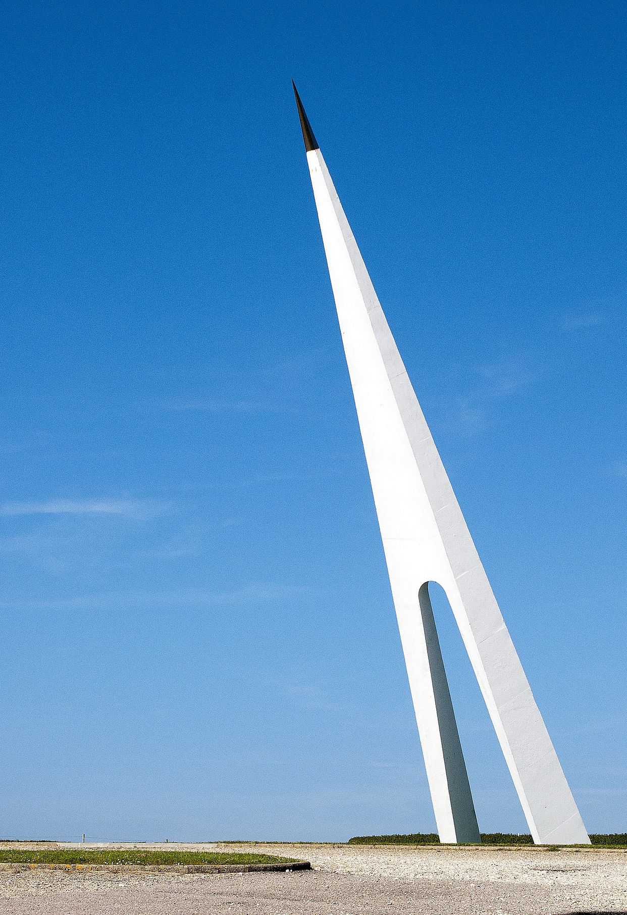 Monument "l'Oiseau Blanc" - Nungesser et Coli