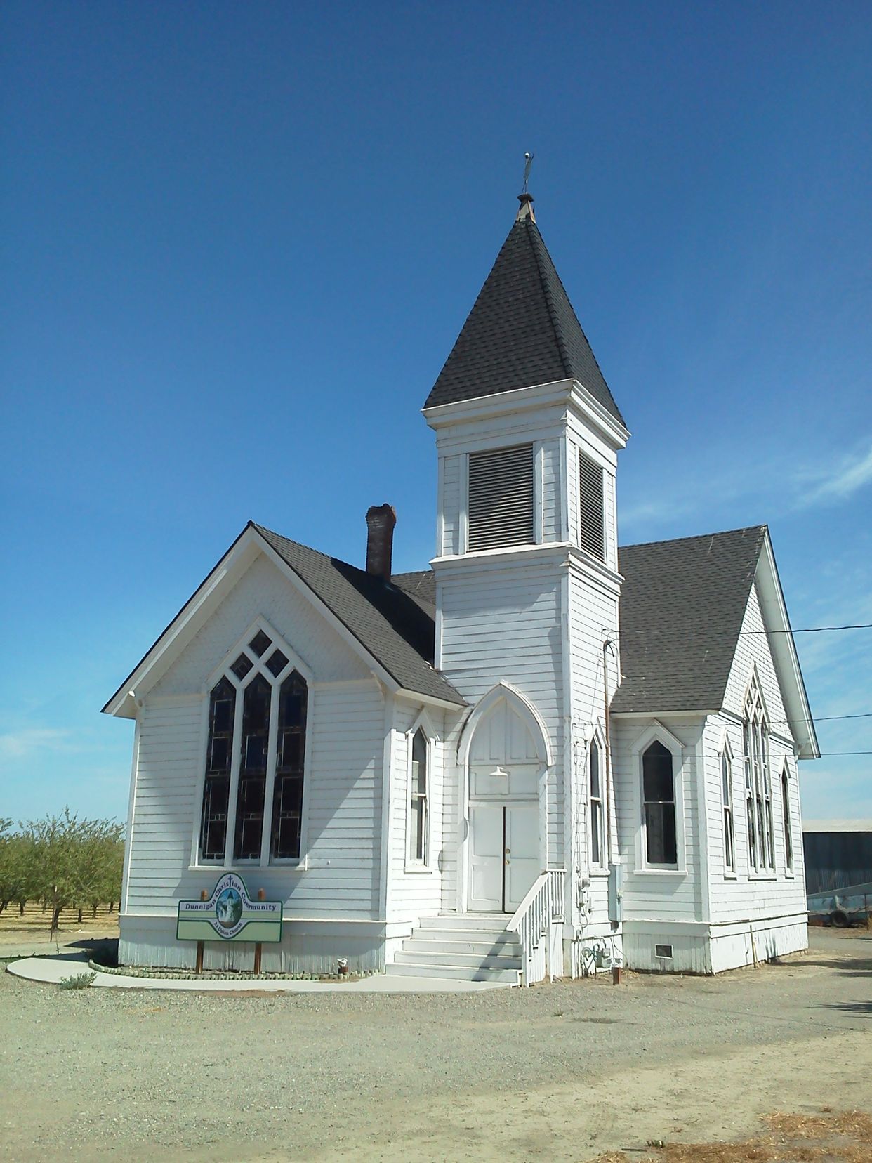 Dunnigan Community Church