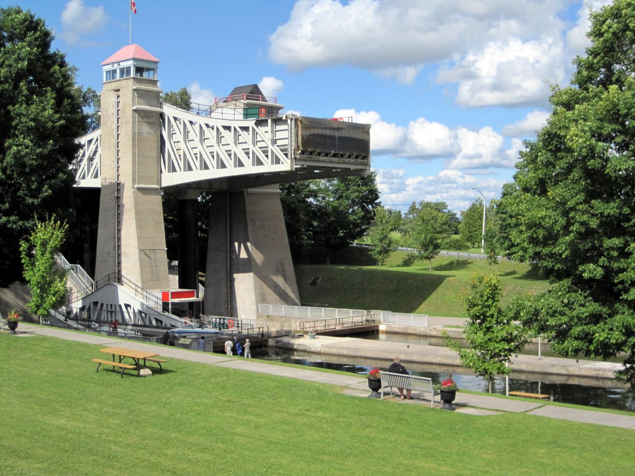 Lift Locks