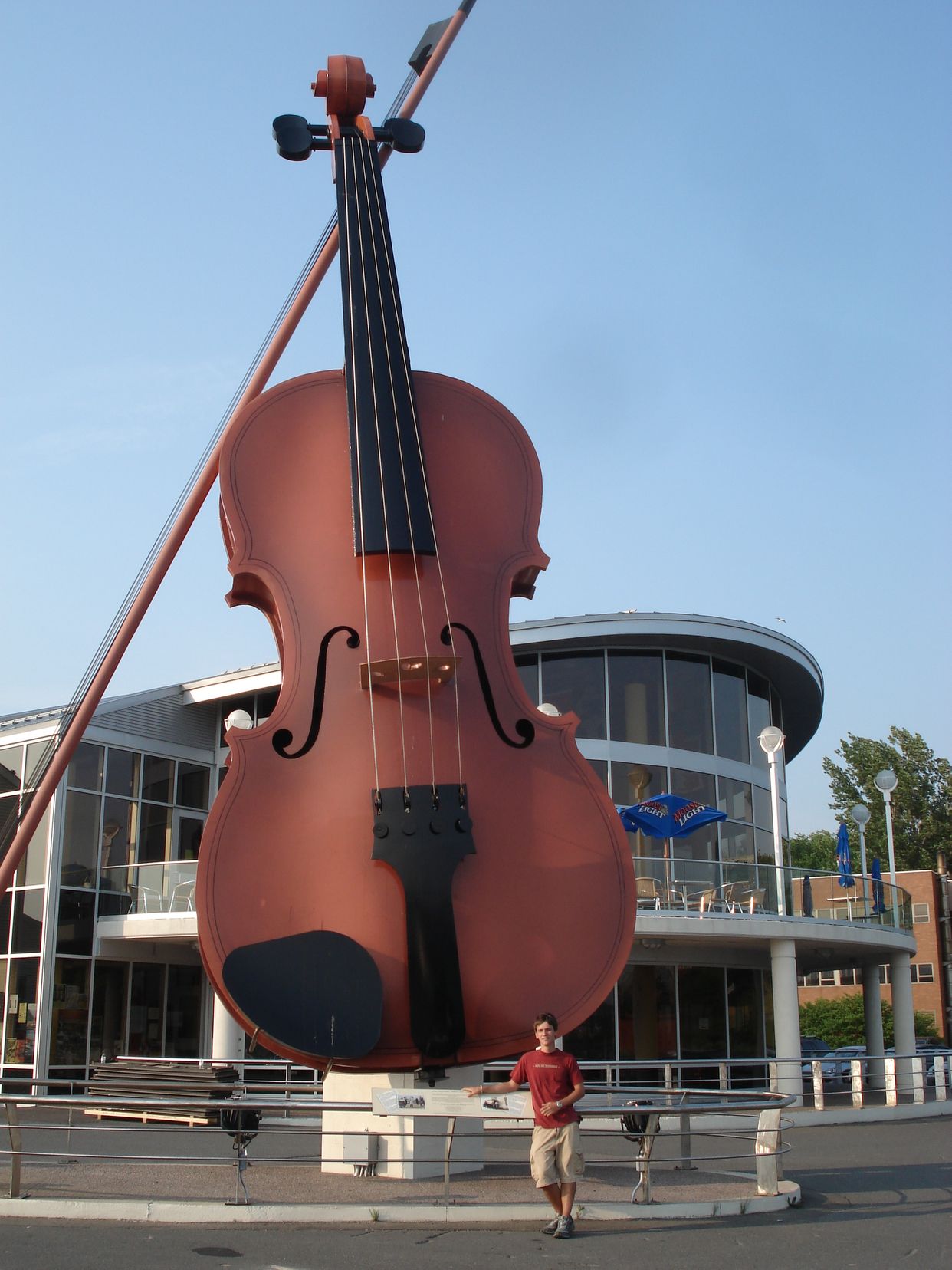 World's Largest Fiddle