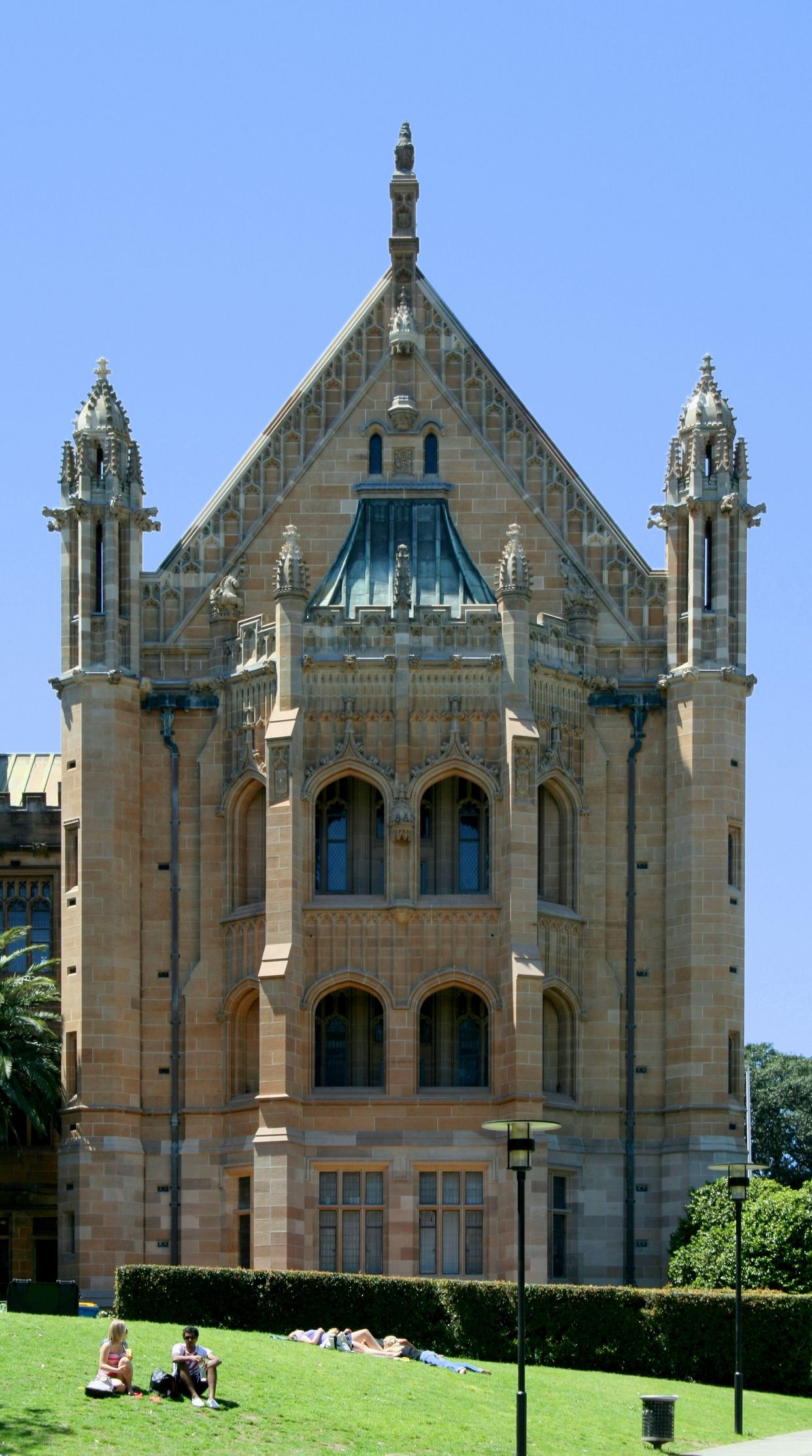 Maclaurin Hall 