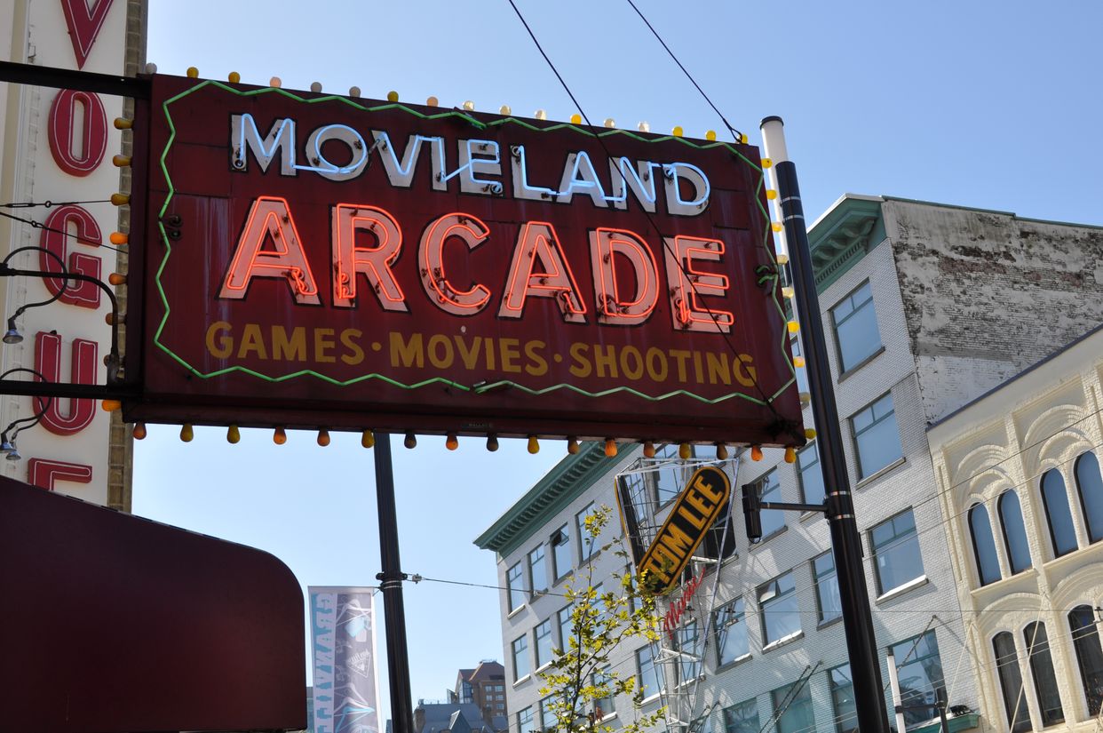 Retro Signs on Granville