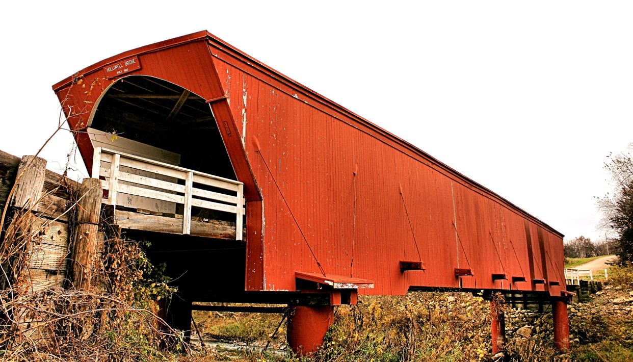 Holliwell Covered Bridge