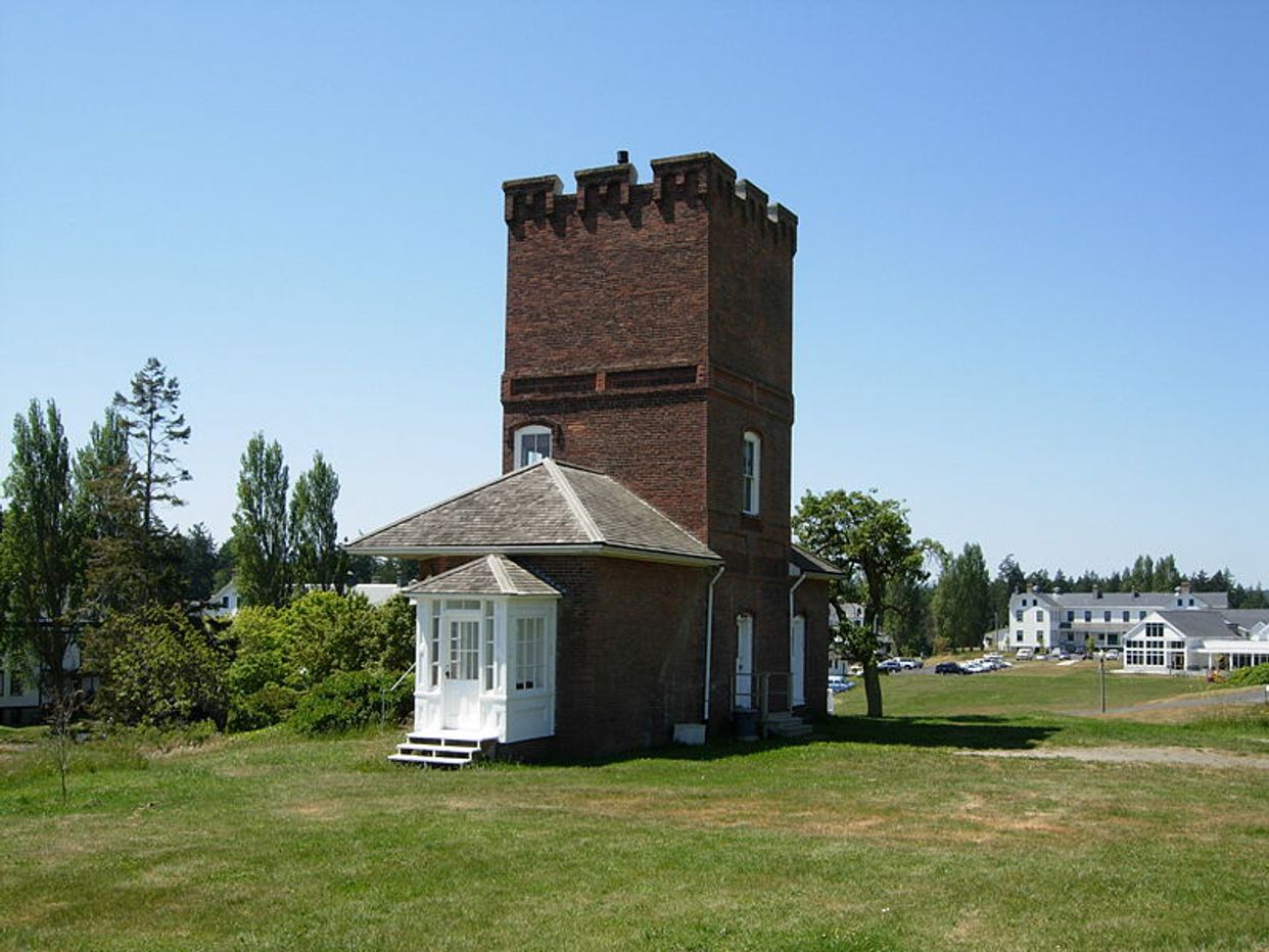 Alexander's Castle