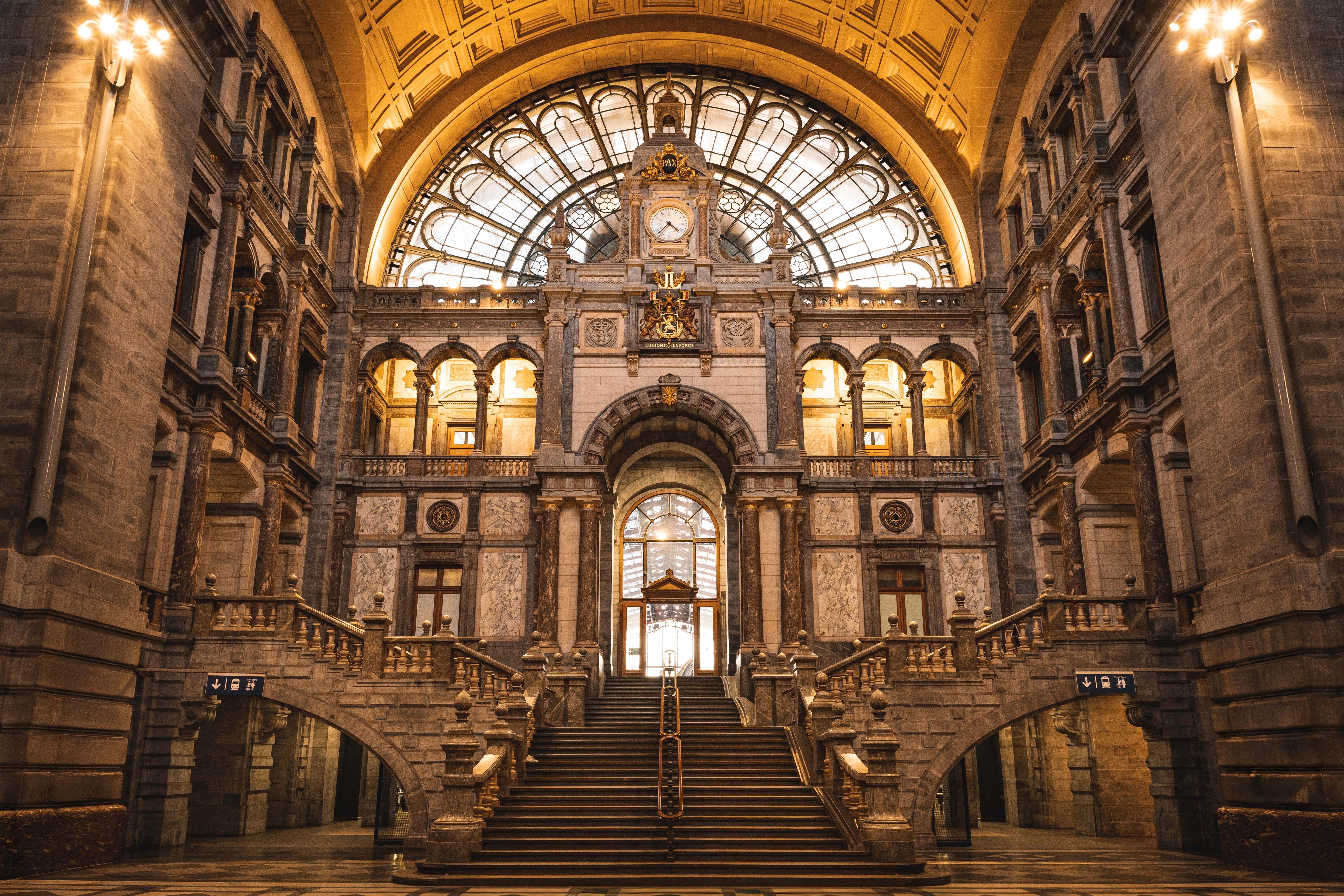 Antwerpen Central Station — Photo by Hans Huys