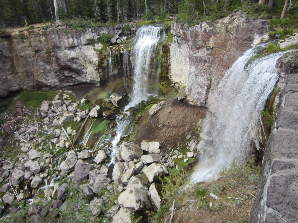 Paulina Creek Falls