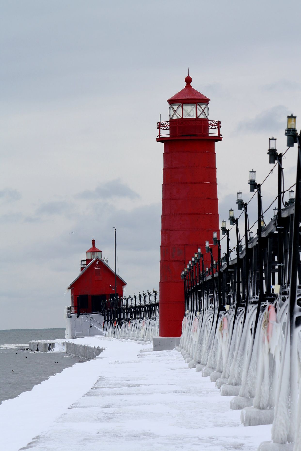 Grand Haven South Pierhead Lighthouses