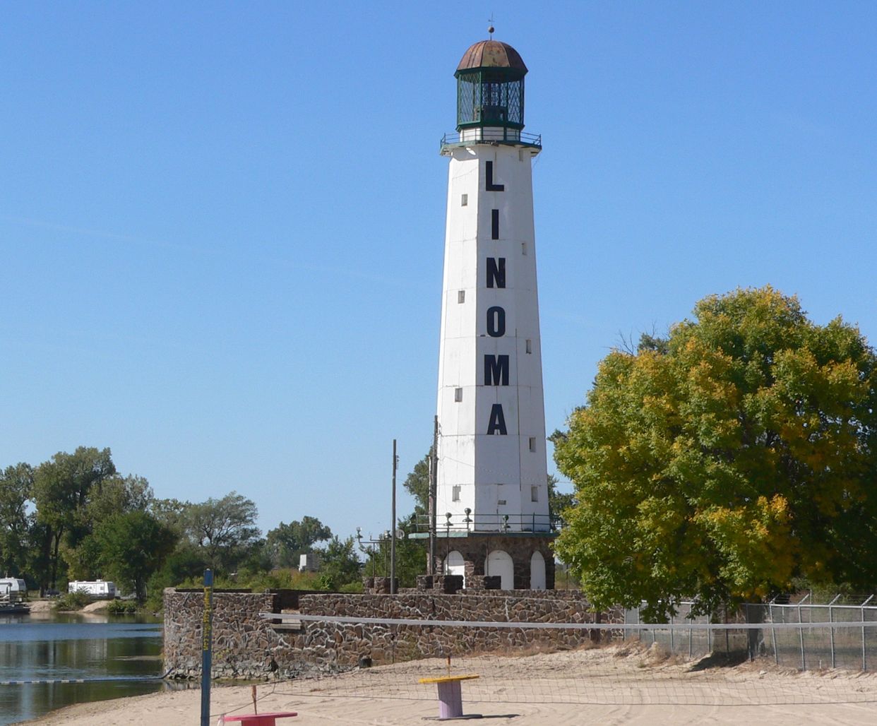 Linoma Beach Lighthouse 