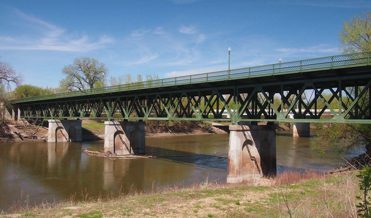  Holmes Street Bridge