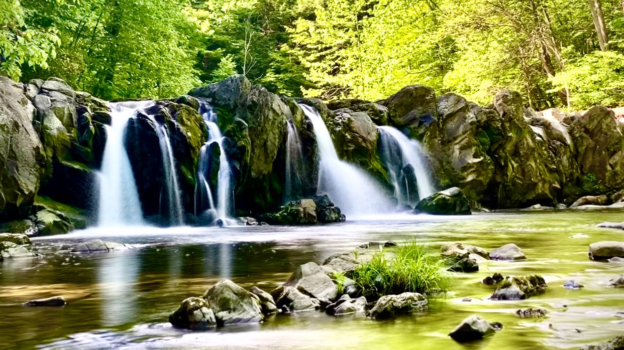 Hannacroix Creek Falls