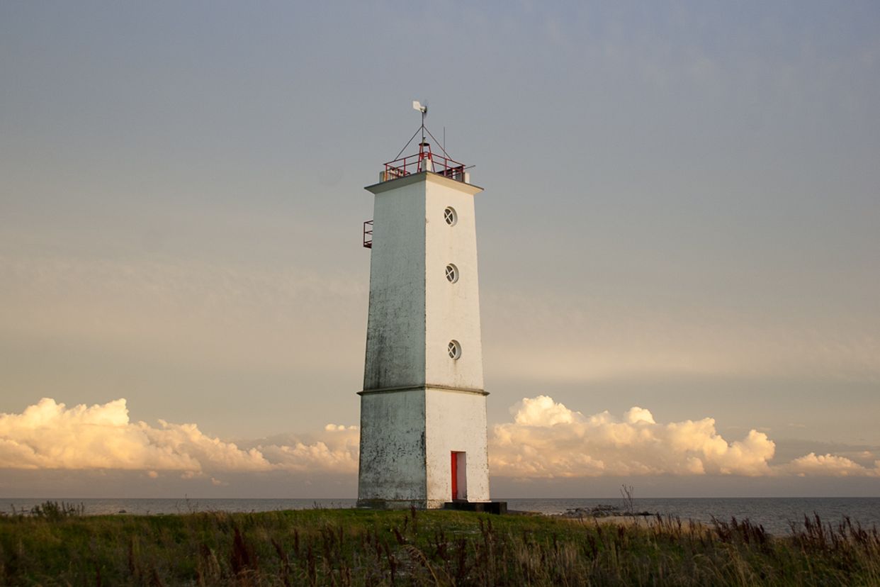 Sääretükk Lighthouse