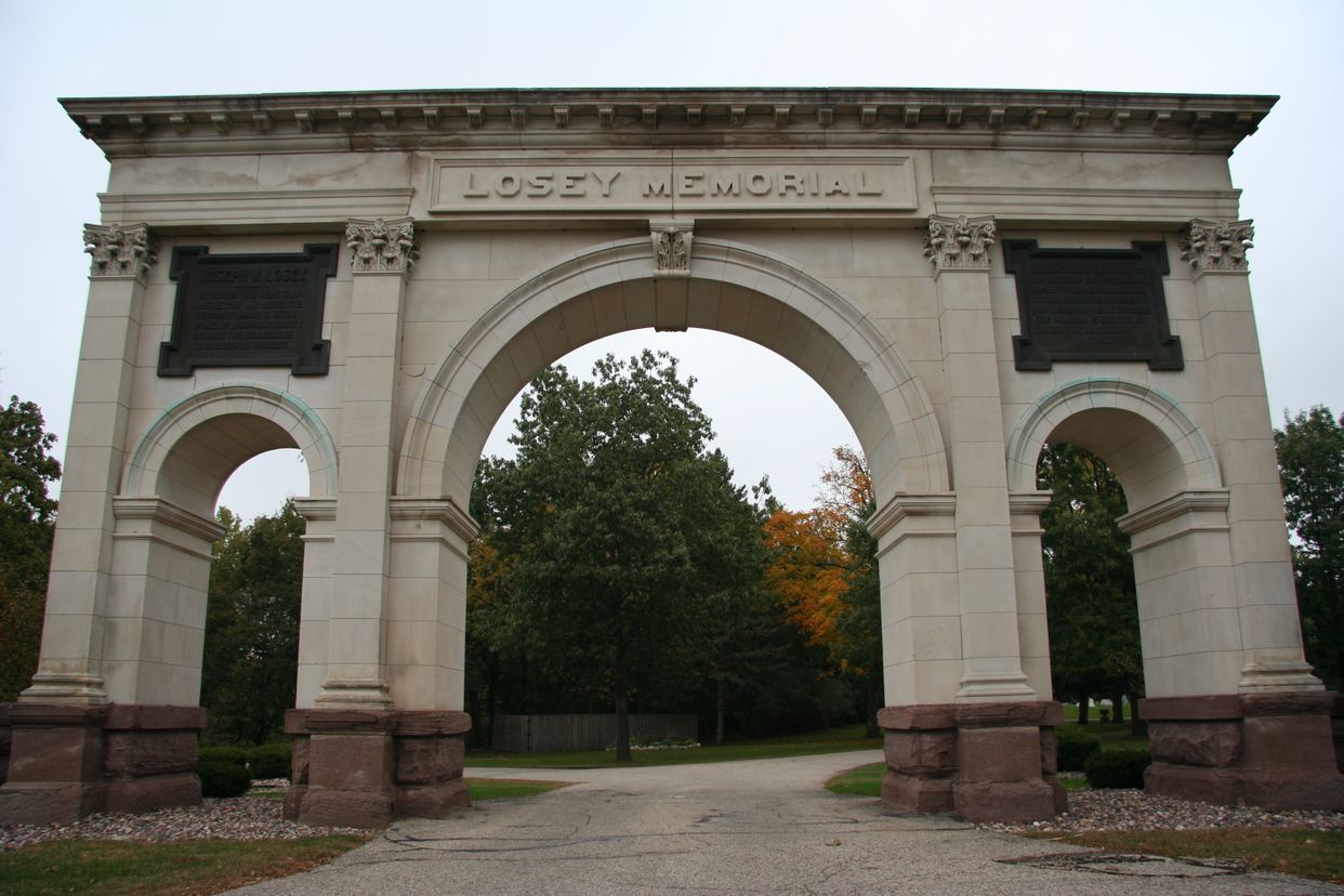 Losey Memorial Arch 