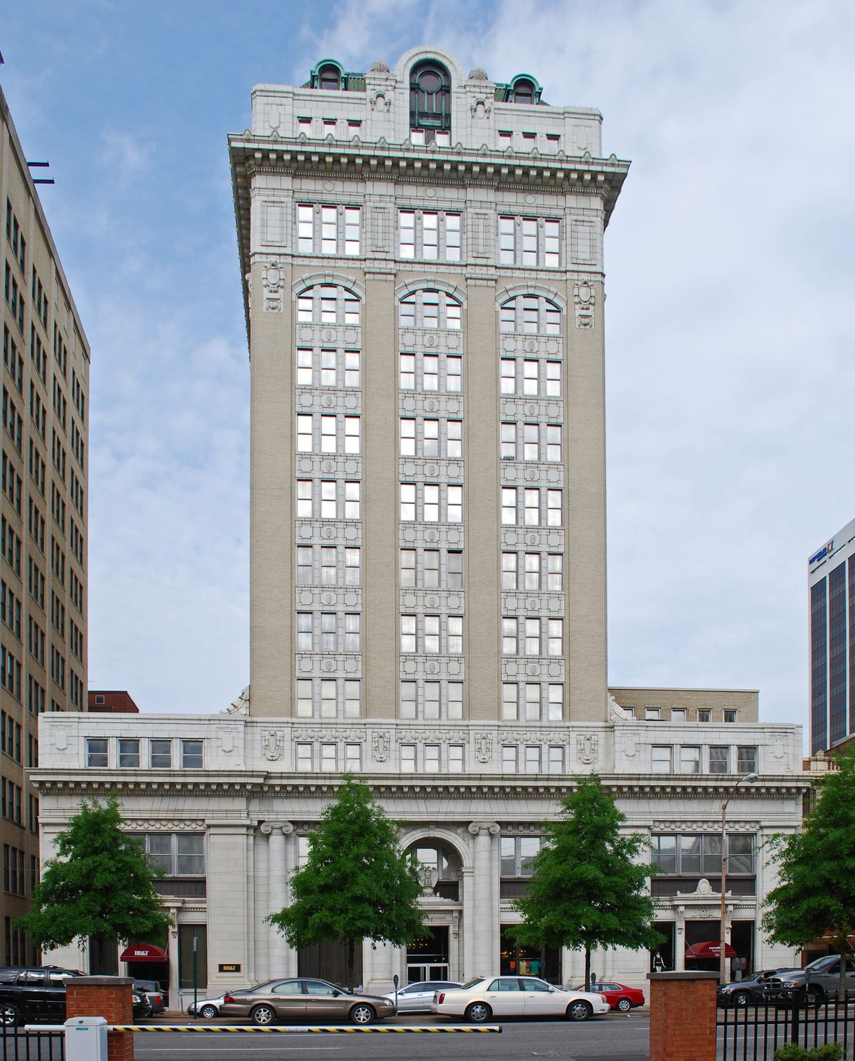 Maclellan Building