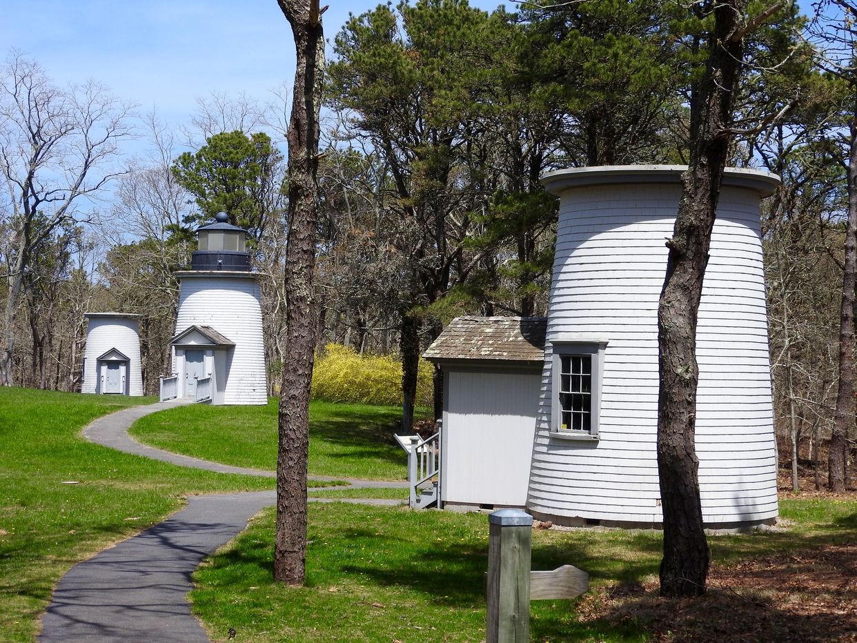 Three Sisters Lighthouses